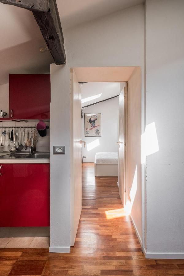 Apartamento La Mansarda Di Via Zamboni By Wonderful Italy Bolonia Exterior foto