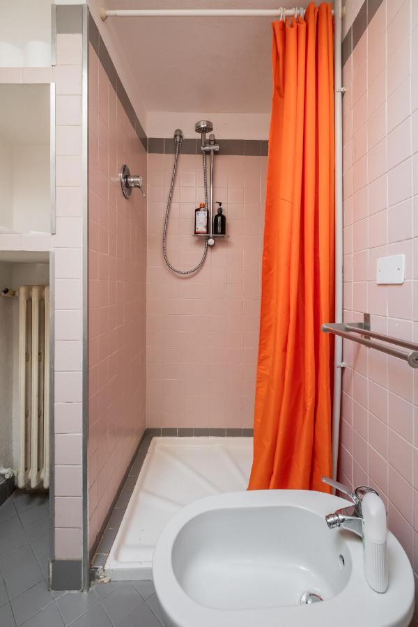 Apartamento La Mansarda Di Via Zamboni By Wonderful Italy Bolonia Exterior foto